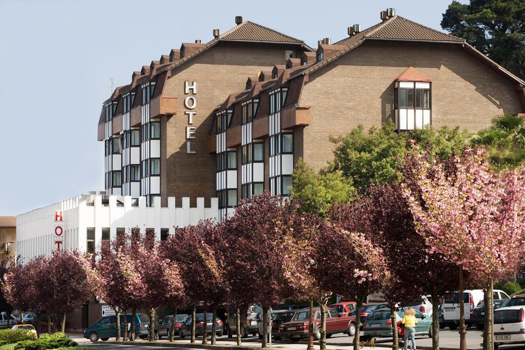 Hotel Txartel Lasarte Oria Exterior foto